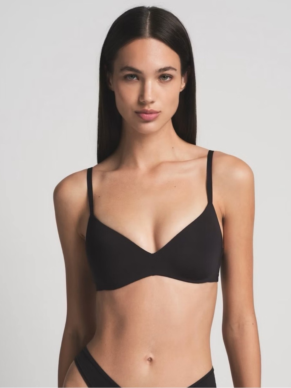 New Skims Wireless Form Push Up Plunge Bra Onyx 34 B